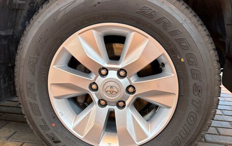 Toyota Hilux VIII, 2021 год, 5 450 000 рублей, 24 фотография