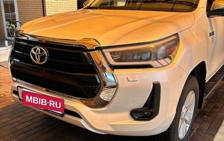 Toyota Hilux VIII, 2021 год, 5 450 000 рублей, 23 фотография