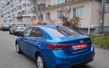 Hyundai Solaris II рестайлинг, 2018 год, 1 500 000 рублей, 4 фотография