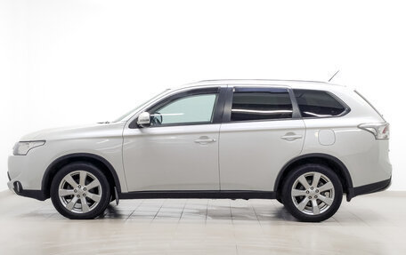Mitsubishi Outlander III рестайлинг 3, 2014 год, 1 650 000 рублей, 8 фотография