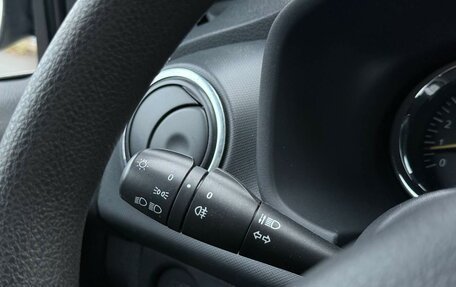 Renault Logan II, 2016 год, 699 000 рублей, 13 фотография