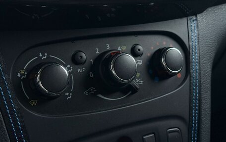 Renault Logan II, 2016 год, 699 000 рублей, 17 фотография