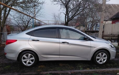 Hyundai Solaris II рестайлинг, 2014 год, 915 000 рублей, 13 фотография