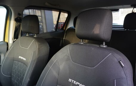 Renault Sandero II рестайлинг, 2015 год, 840 000 рублей, 17 фотография