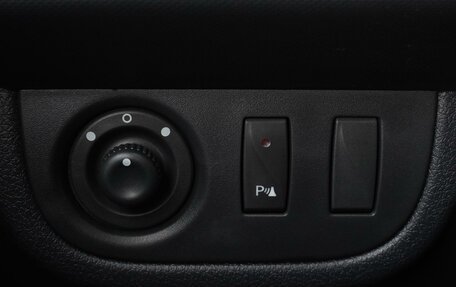 Renault Sandero II рестайлинг, 2015 год, 840 000 рублей, 27 фотография