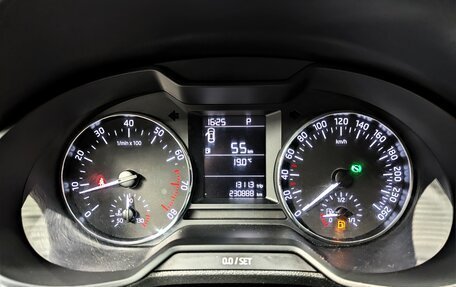 Skoda Octavia, 2014 год, 999 000 рублей, 24 фотография