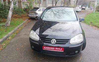 Volkswagen Golf V, 2005 год, 585 000 рублей, 1 фотография