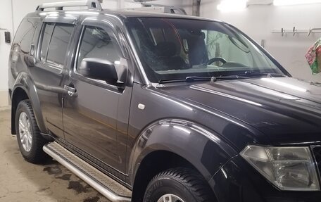Nissan Pathfinder, 2007 год, 550 000 рублей, 2 фотография