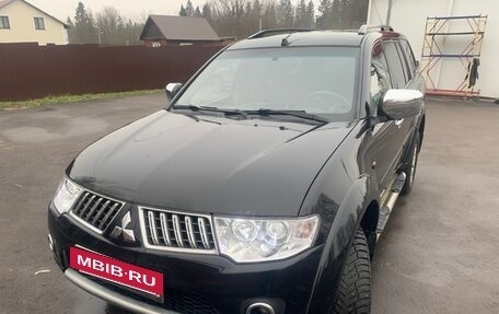 Mitsubishi Pajero Sport II рестайлинг, 2013 год, 1 700 000 рублей, 4 фотография