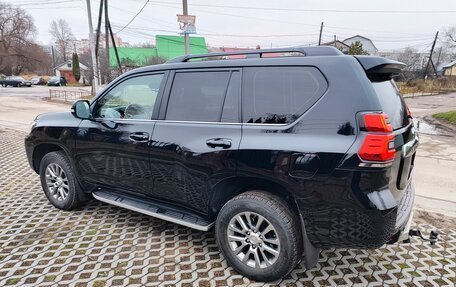 Toyota Land Cruiser Prado 150 рестайлинг 2, 2018 год, 5 000 000 рублей, 5 фотография
