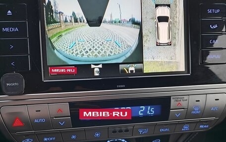 Toyota Land Cruiser Prado 150 рестайлинг 2, 2018 год, 5 000 000 рублей, 18 фотография