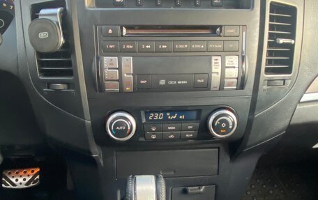 Mitsubishi Pajero IV, 2007 год, 1 699 000 рублей, 17 фотография