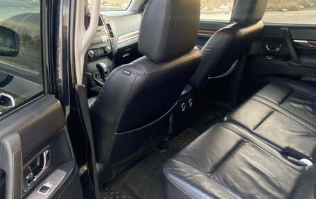 Mitsubishi Pajero IV, 2007 год, 1 699 000 рублей, 18 фотография