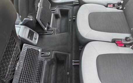 Citroen C4 Picasso II рестайлинг, 2014 год, 1 107 000 рублей, 28 фотография