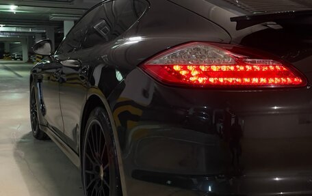 Porsche Panamera II рестайлинг, 2011 год, 3 380 000 рублей, 12 фотография