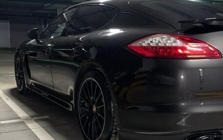 Porsche Panamera II рестайлинг, 2011 год, 3 380 000 рублей, 14 фотография