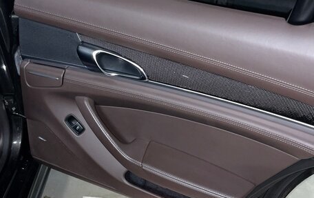 Porsche Panamera II рестайлинг, 2011 год, 3 380 000 рублей, 29 фотография