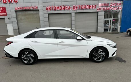 Hyundai Elantra, 2025 год, 2 450 000 рублей, 2 фотография