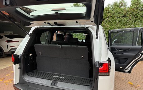 Lexus LX, 2025 год, 18 700 000 рублей, 13 фотография