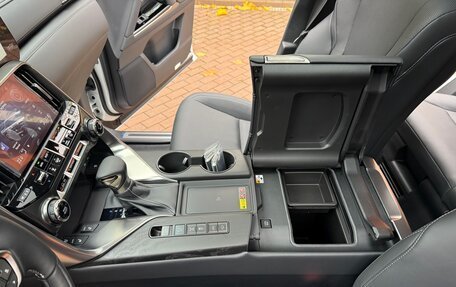 Lexus LX, 2025 год, 18 700 000 рублей, 20 фотография