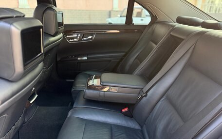 Mercedes-Benz S-Класс, 2012 год, 1 850 000 рублей, 19 фотография