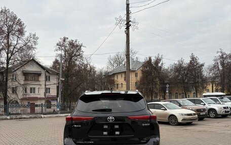 Toyota Highlander, 2025 год, 6 000 000 рублей, 10 фотография