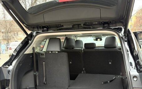 Toyota Highlander, 2025 год, 6 000 000 рублей, 22 фотография