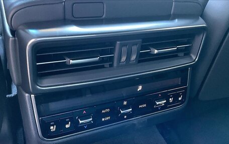 Lexus LX, 2025 год, 18 092 608 рублей, 13 фотография