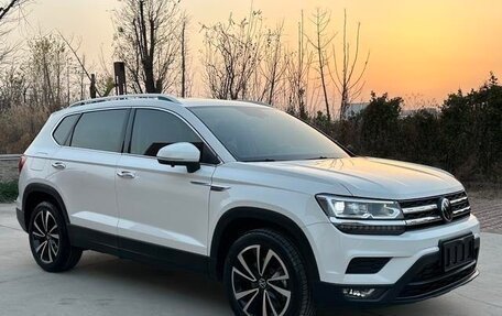 Volkswagen Tharu, 2022 год, 2 000 000 рублей, 2 фотография