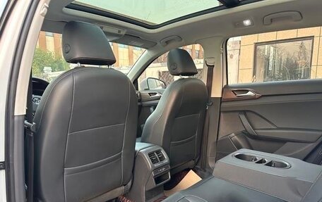 Volkswagen Tharu, 2022 год, 2 000 000 рублей, 12 фотография