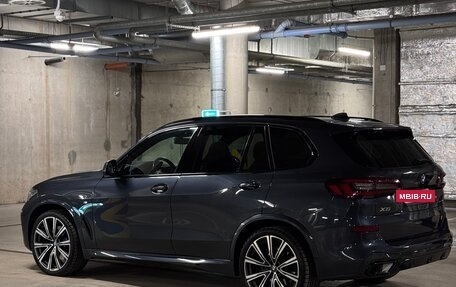 BMW X5, 2022 год, 10 700 000 рублей, 2 фотография