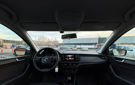 Skoda Rapid II, 2021 год, 1 080 000 рублей, 11 фотография