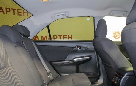 Toyota Camry, 2016 год, 2 090 000 рублей, 11 фотография