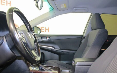 Toyota Camry, 2016 год, 2 090 000 рублей, 9 фотография