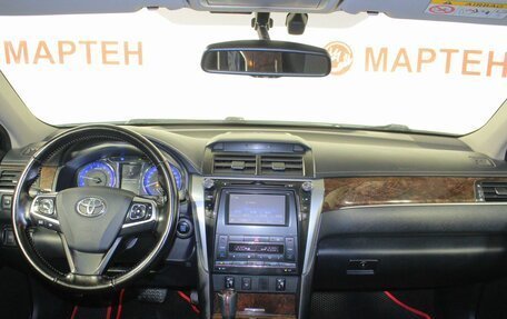 Toyota Camry, 2016 год, 2 090 000 рублей, 15 фотография