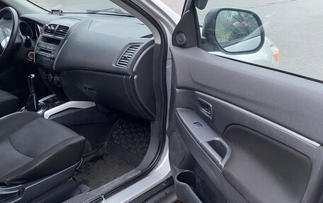 Mitsubishi ASX I рестайлинг, 2011 год, 580 000 рублей, 12 фотография