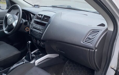 Mitsubishi ASX I рестайлинг, 2011 год, 580 000 рублей, 11 фотография