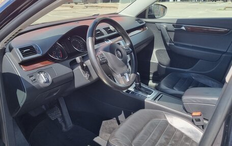 Volkswagen Passat B7, 2011 год, 1 350 000 рублей, 11 фотография