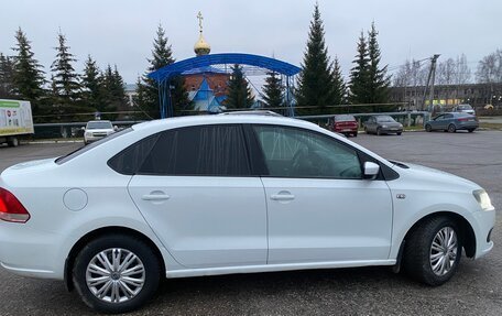 Volkswagen Polo VI (EU Market), 2015 год, 600 000 рублей, 5 фотография