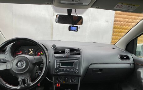 Volkswagen Polo VI (EU Market), 2015 год, 600 000 рублей, 13 фотография