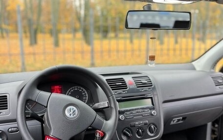 Volkswagen Golf V, 2004 год, 490 000 рублей, 16 фотография