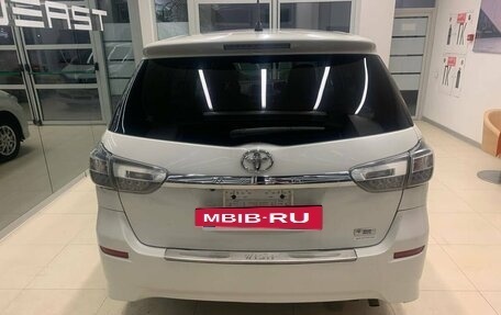 Toyota Wish II, 2015 год, 1 600 000 рублей, 5 фотография