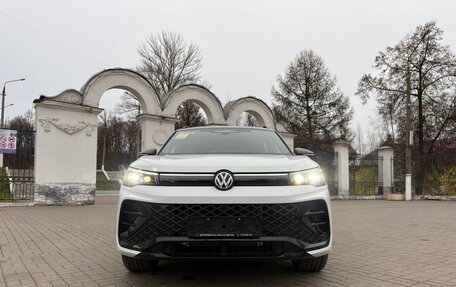Volkswagen Tiguan, 2025 год, 4 850 000 рублей, 3 фотография