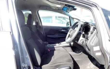 Honda Shuttle II, 2022 год, 1 129 400 рублей, 3 фотография