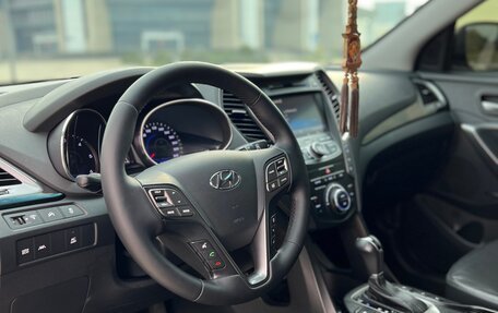 Hyundai Santa Fe III рестайлинг, 2013 год, 1 980 000 рублей, 4 фотография