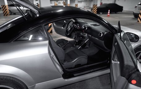 Audi TT, 2000 год, 990 000 рублей, 7 фотография