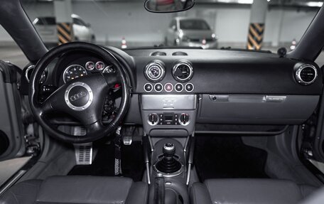 Audi TT, 2000 год, 990 000 рублей, 10 фотография