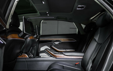 Audi A8, 2018 год, 6 900 000 рублей, 12 фотография