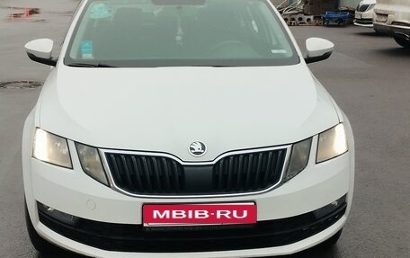 Skoda Octavia, 2019 год, 900 000 рублей, 1 фотография