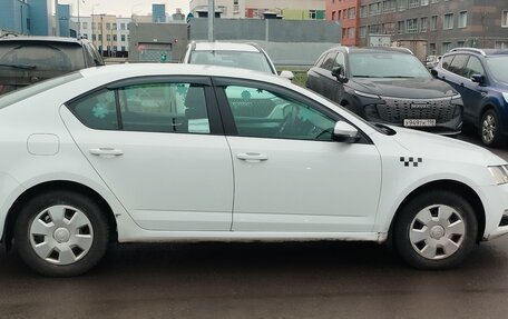 Skoda Octavia, 2019 год, 900 000 рублей, 7 фотография